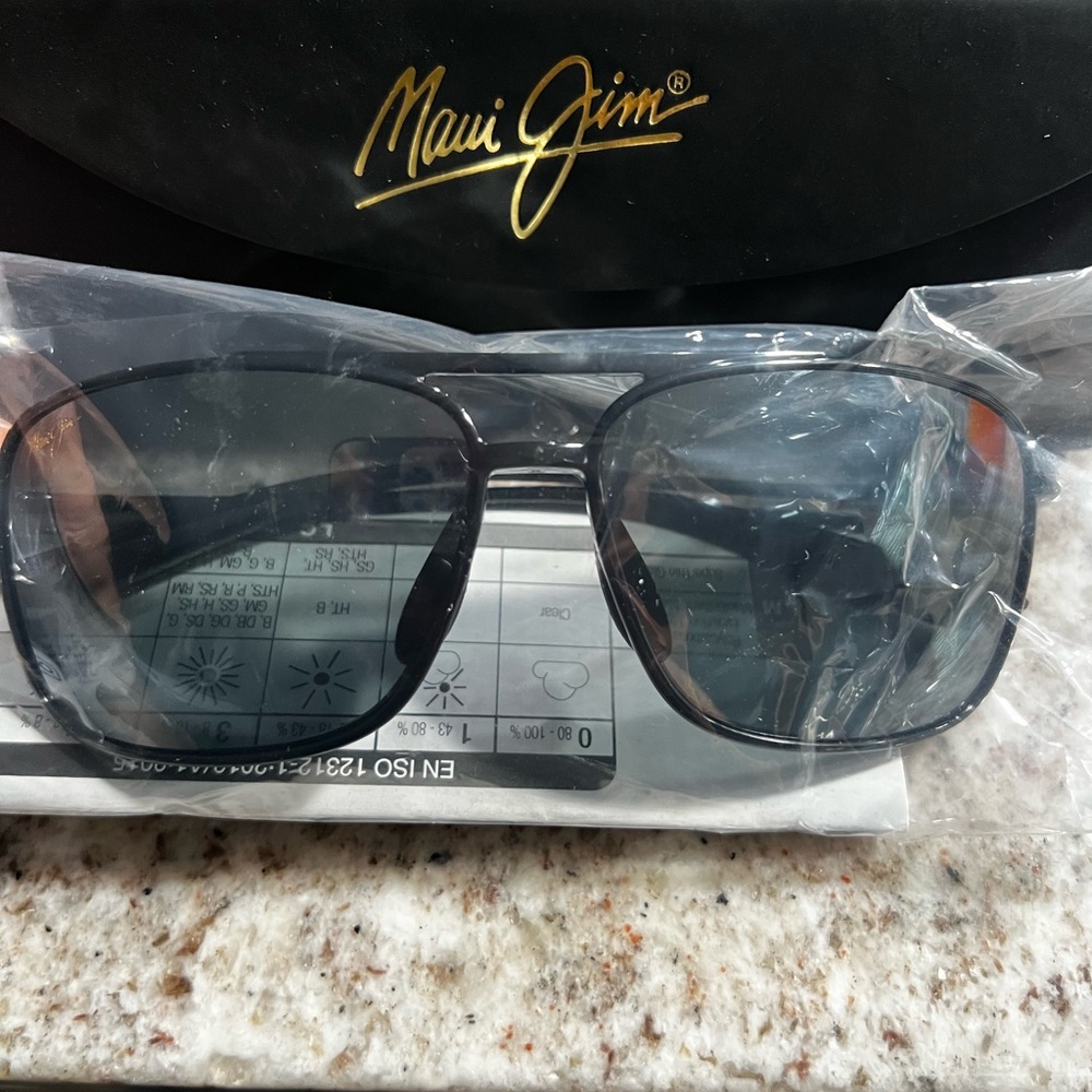 Maui Jim Polarized Aviator Sunglasses